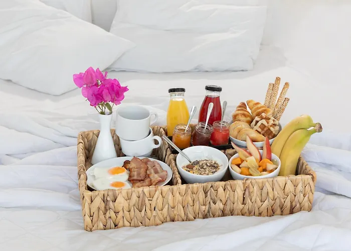 Amity Suites - Adults Only